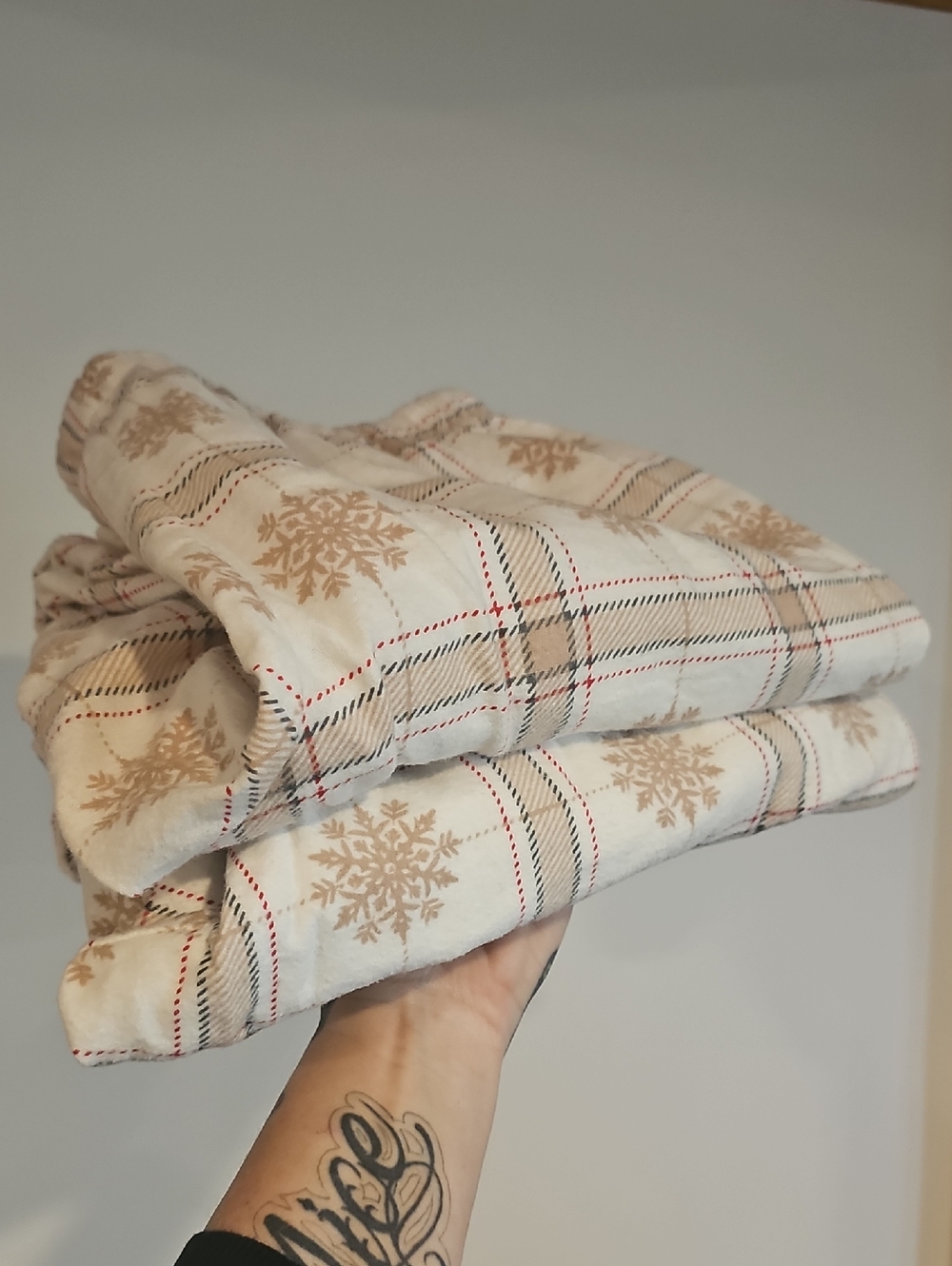 2 Pairs Of La Vie En Rose Plaid Lounge Pants in Cream, Tan & Red Accents